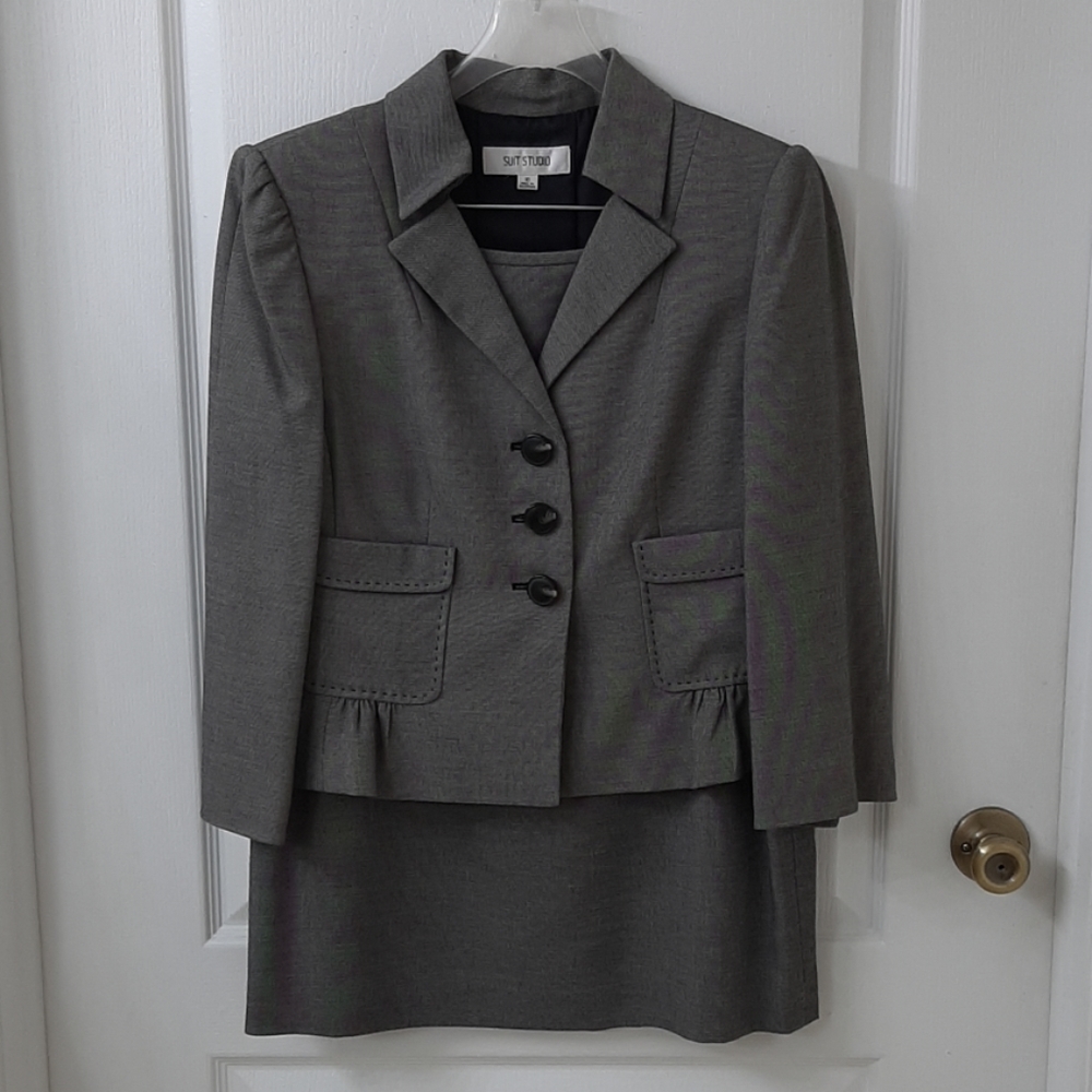 Le Suit | 2 PC Skirt Suit